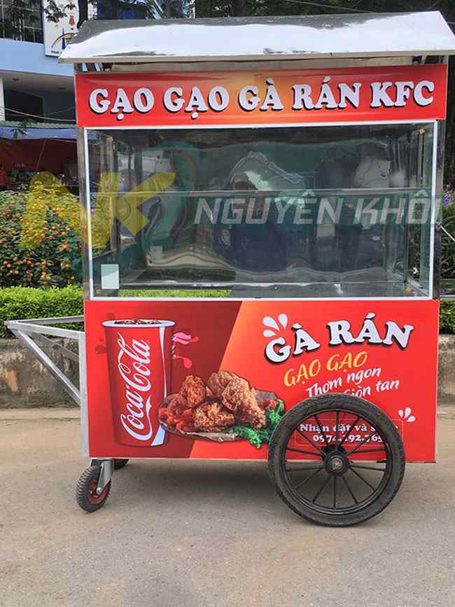 Nguyên Khôi địa chỉ bán xe đẩy gà rán đẹp giá rẻ