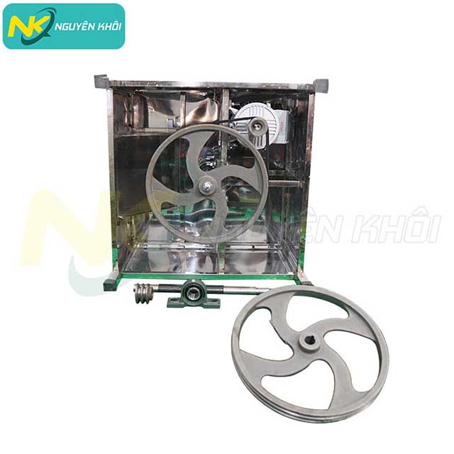 Phần điện motor máy vặt lông gà vịt Nguyên Khôi; giá máy vặt lông gà; máy vặt lông gà Nguyên Khôi