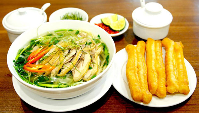 Cách nấu phở gà ngon